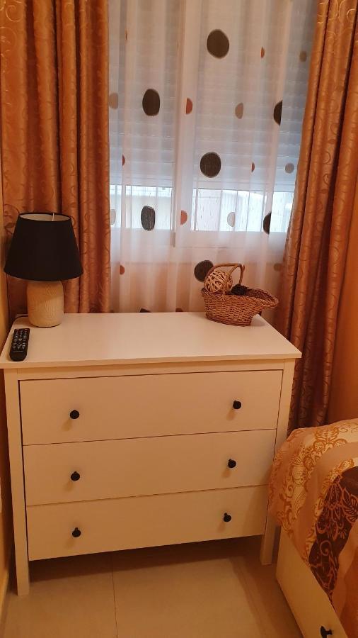 Apartment Ideal Escapadas Y Vacaciones-parking-wifi-netflix-xbox