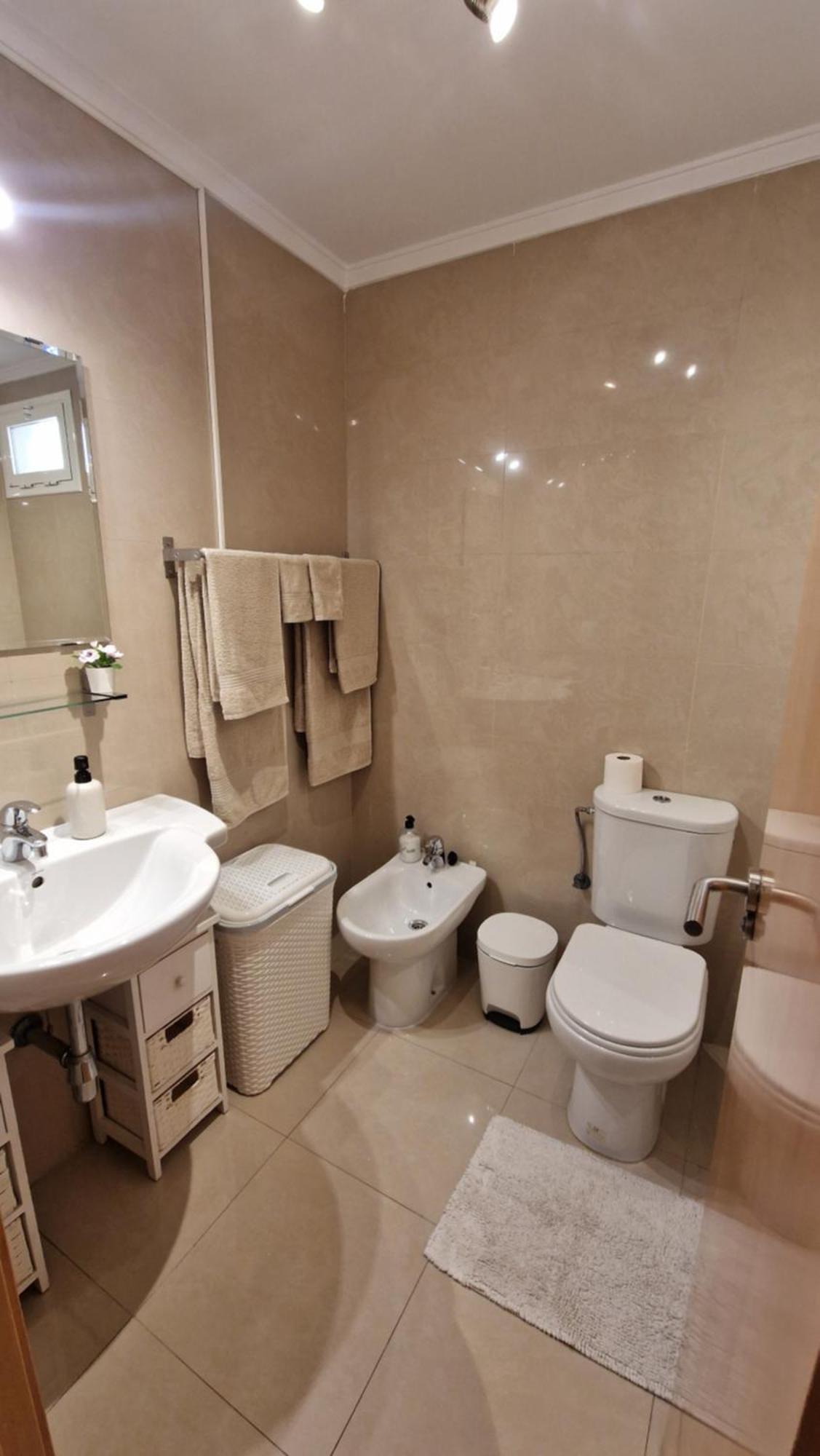 Apartment Ideal Escapadas Y Vacaciones-parking-wifi-netflix-xbox *