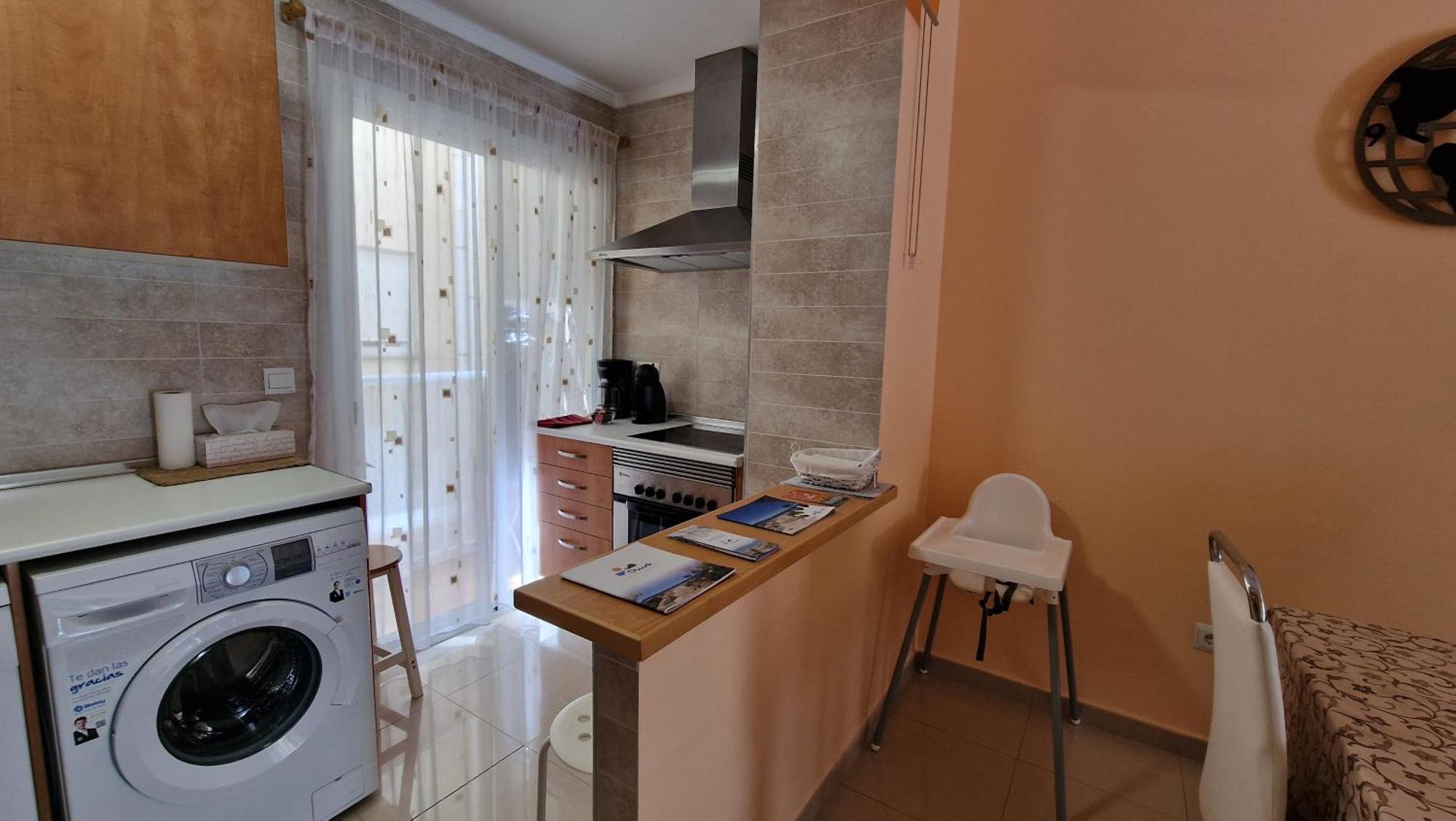 Ideal Escapadas Y Vacaciones-parking-wifi-netflix-xbox Apartment *